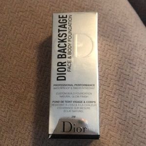 Full size Dior face and body foundation!